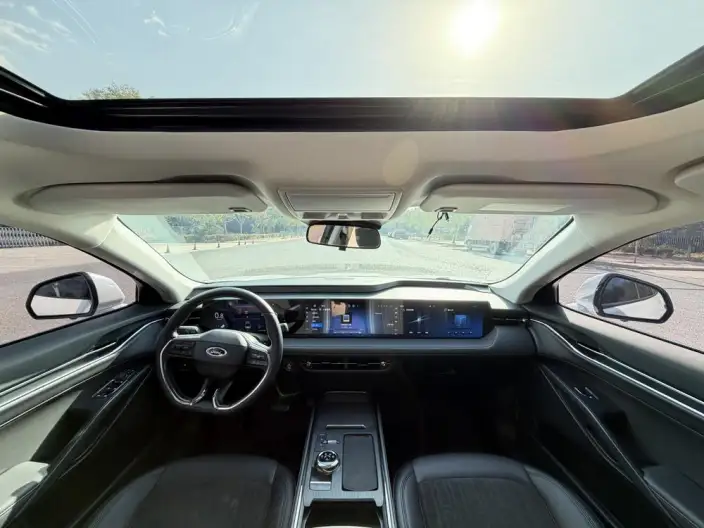 Ford Mondeo 2023 Model EcoBoost 180 Luxury Model – фото 7
