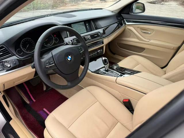 BMW 5 Series 2013 модификация 530Li Leading – фото 4