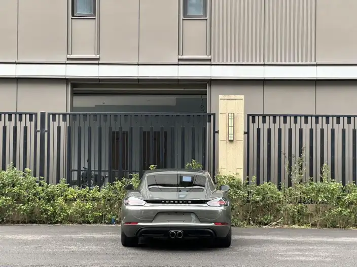 Porsche 718 2023 Model Cayman 2.0T – фото 4