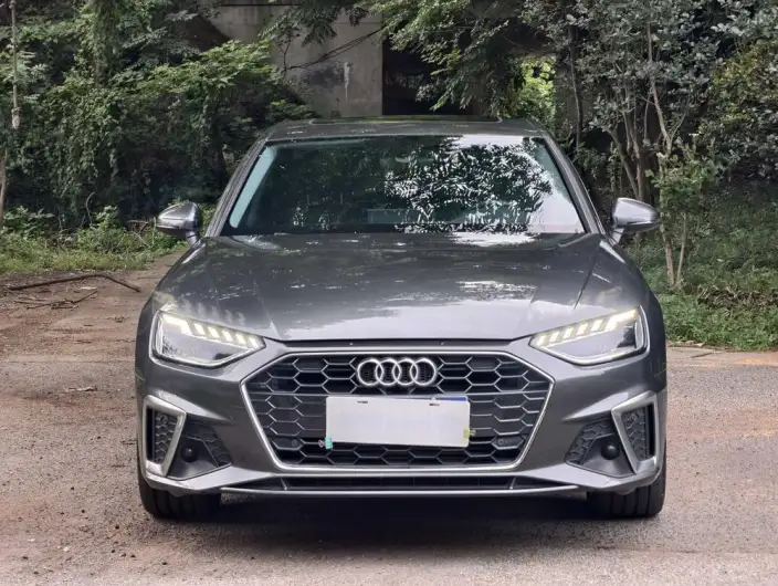 Audi A4 L 2020 Model 40 TFSI Luxury Dynamic Model – фото 2