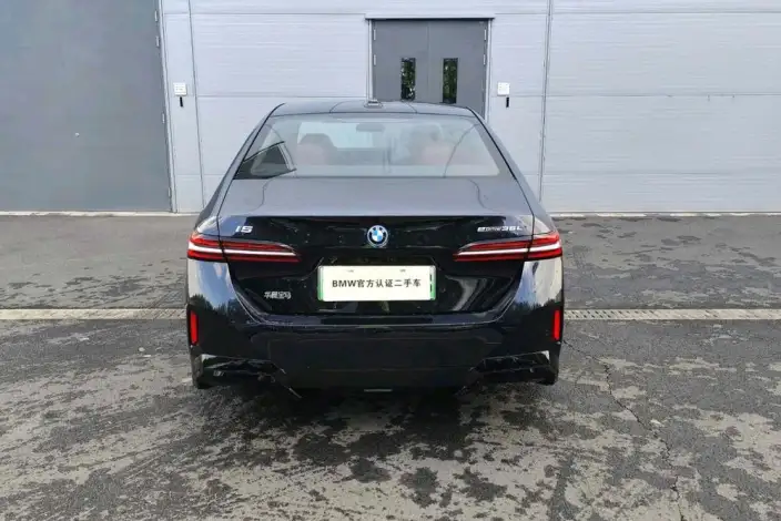BMW i5 2025 Model eDrive35L M Sports Set – фото 4