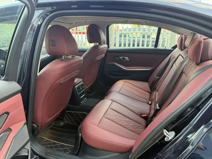 BMW 3 Series 2025 Model 330Li M Sports Night Set – фото 9
