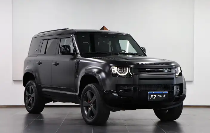 Land Rover Defender 2024 Model 110 3.0T P400 X – фото 3
