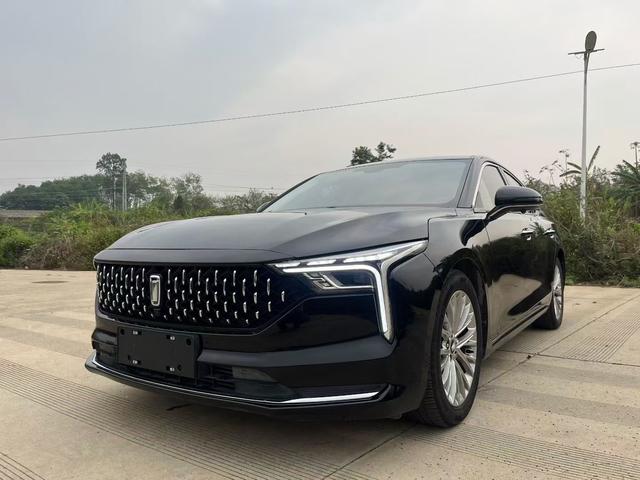 Bestune B70 2022 Third Gen 1.5T Automatic Enjoy – фото 1