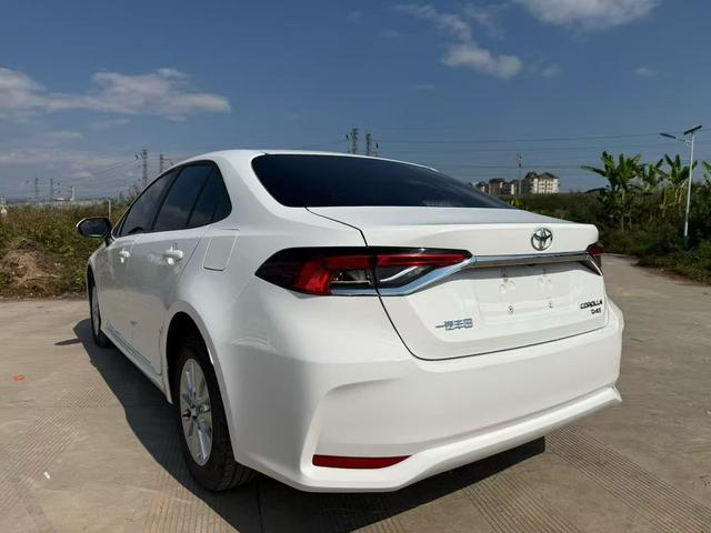 Toyota Corolla Модель 2021 года 1.2T S-CVT Sports Edition – фото 9