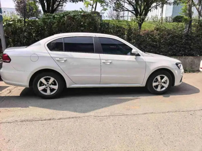 Volkswagen Lavida 2019 Model Voyage 1.5L Manual Fashion edition China VI – фото 3
