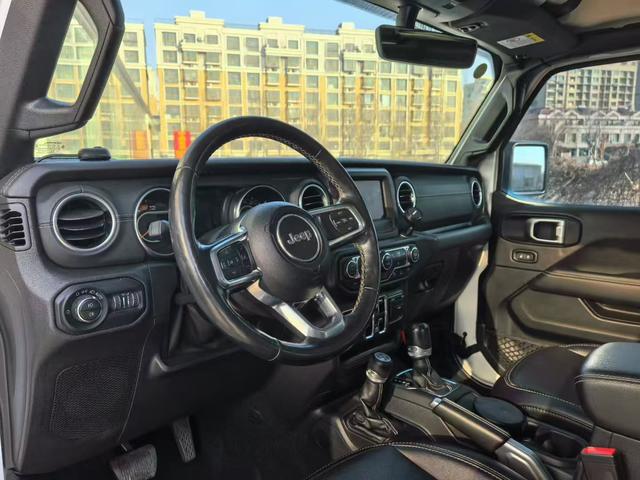 Jeep Wrangler 2019 2.0T Sahara 4-Door China VI – фото 3