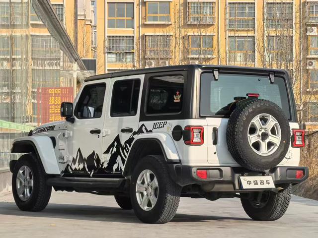 Jeep Wrangler 2019 2.0T Sahara 4-Door China VI – фото 5