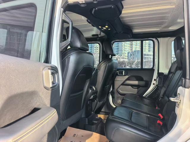 Jeep Wrangler 2019 2.0T Sahara 4-Door China VI – фото 6