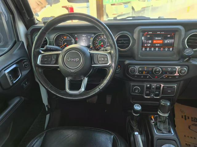 Jeep Wrangler 2019 2.0T Sahara 4-Door China VI – фото 7