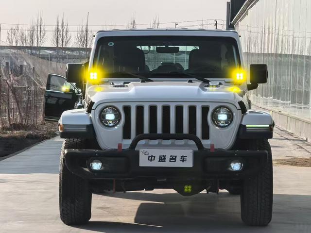 Jeep Wrangler 2019 2.0T Sahara 4-Door China VI – фото 9