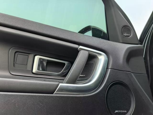 Land Rover Discovery Sport Модель 2019 года 240PS SE Edition Country VI – фото 7