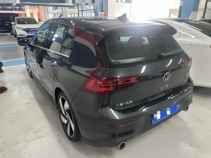 Volkswagen Golf GTI 2023 Model 380TSI DSG GTI – фото 4