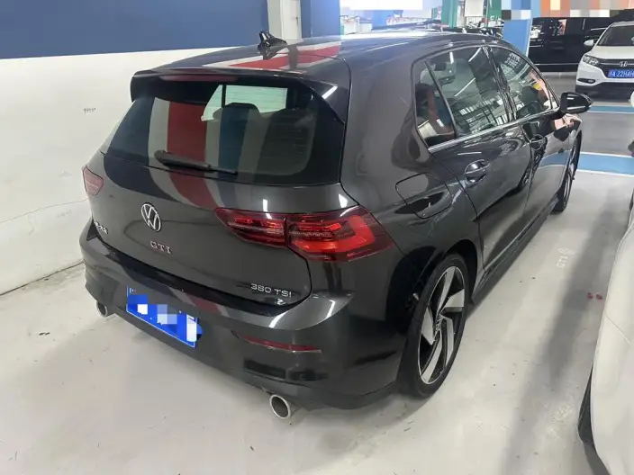 Volkswagen Golf GTI 2023 Model 380TSI DSG GTI – фото 6