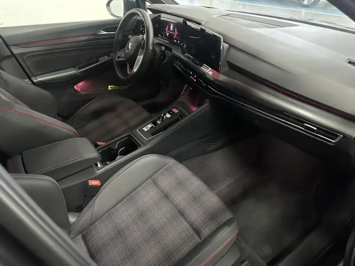 Volkswagen Golf GTI 2023 Model 380TSI DSG GTI – фото 8