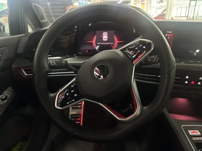 Volkswagen Golf GTI 2023 Model 380TSI DSG GTI – фото 10
