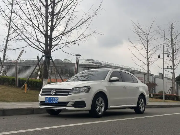 Volkswagen Lavida 2019 Model Voyage 1.5L Automatic Fashion edition China VI – фото 1