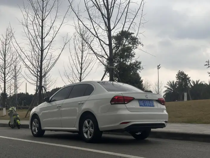 Volkswagen Lavida 2019 Model Voyage 1.5L Automatic Fashion edition China VI – фото 4