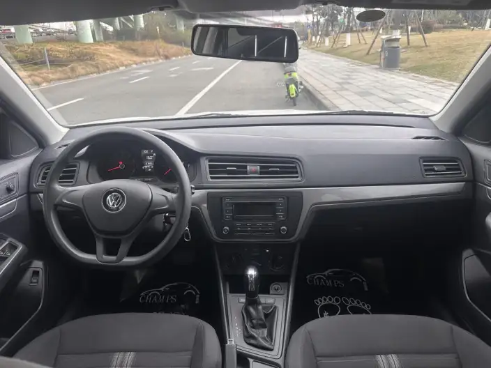 Volkswagen Lavida 2019 Model Voyage 1.5L Automatic Fashion edition China VI – фото 8