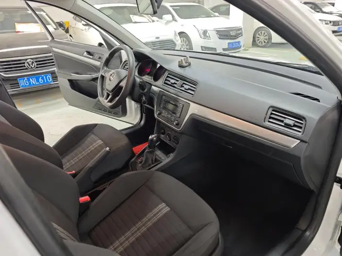 Volkswagen Lavida 2019 Model Voyage 1.5L Automatic Fashion edition China VI – фото 9