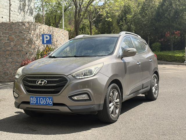 Hyundai ix35 2013 модификация 2.0L автоматическое 2WD Intelligent GLS National IV – фото 1