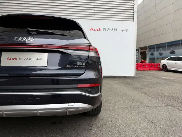 Audi Q4 e-tron 2023 Model 40 e-tron Genesis Edition – фото 7