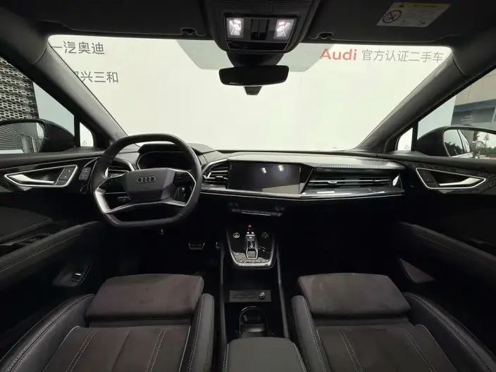 Audi Q4 e-tron 2023 Model 40 e-tron Genesis Edition – фото 10