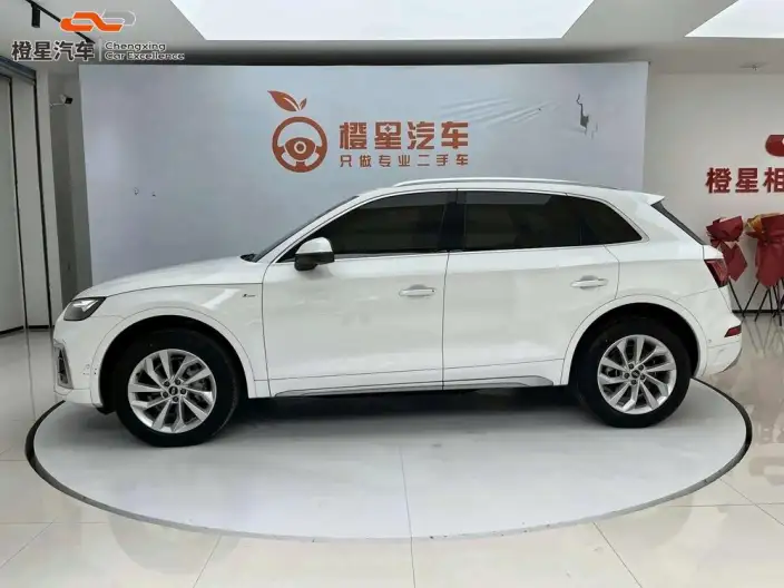 Audi Q5L 2022 Model Facelift 40T Luxury Dynamic Model – фото 3