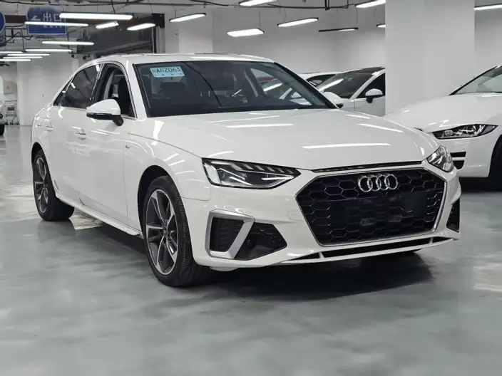 Audi A4 L 2022 Model 40 TFSI Fashion Dynamic Model – фото 3