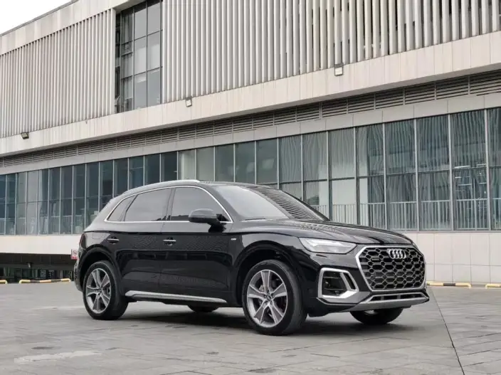 Audi Q5L 2023 Model 45T Luxury Dynamic Model – фото 3