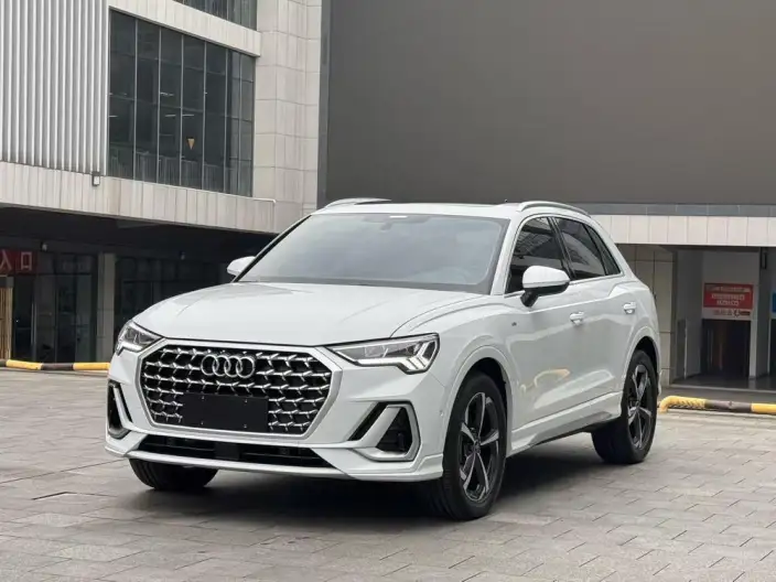 AUDI Q3 2024 Model 35 TFSI Fashion Dynamic Model – фото 1