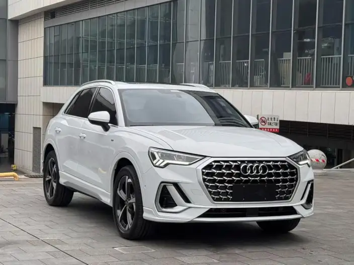 AUDI Q3 2024 Model 35 TFSI Fashion Dynamic Model – фото 3