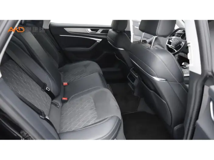 Audi A7 L 2024 Model 45 TFSI quattro Luxury Model – фото 8