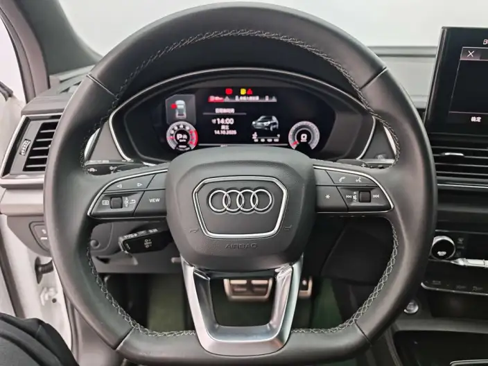 Audi Q5L 2023 Model 40T Luxury Dynamic Model – фото 10
