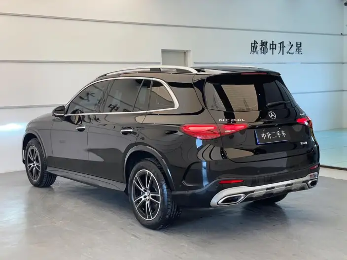 Mercedes-Benz GLC 2025 Model GLC 260 L 4MATIC Luxury Model 5 seat – фото 3