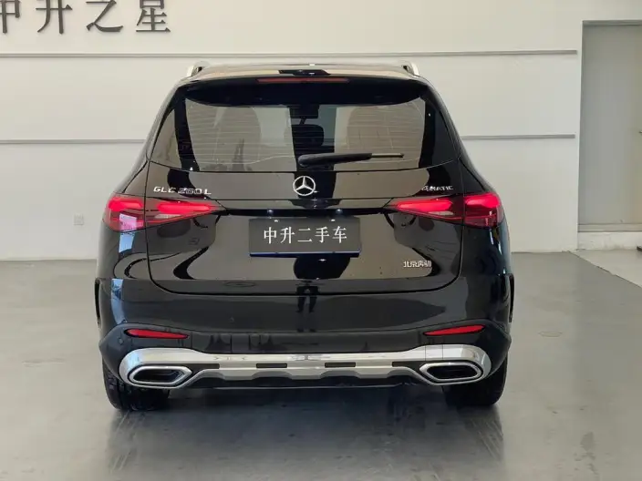 Mercedes-Benz GLC 2025 Model GLC 260 L 4MATIC Luxury Model 5 seat – фото 4