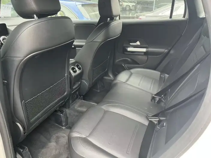 Mercedes-Benz GLA 2023 Model GLA 220 – фото 7