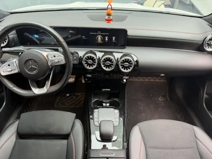 Mercedes-Benz CLA Imported 2022 Model CLA 200 Four-door Coupe – фото 6