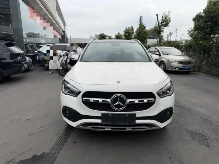Mercedes-Benz GLA 2022 Model Facelift GLA 200 – фото 2