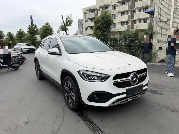 Mercedes-Benz GLA 2022 Model Facelift GLA 200 – фото 3