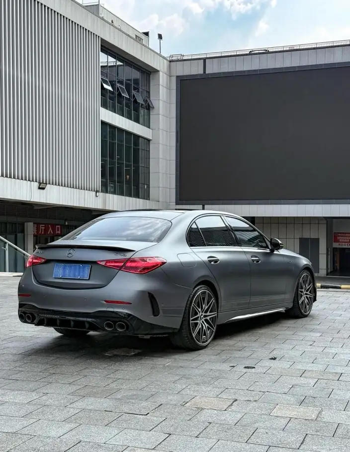 Mercedes-Benz C-Class AMG 2024 Model AMG C 43 4MATIC Travel Sedan Special Edition – фото 6