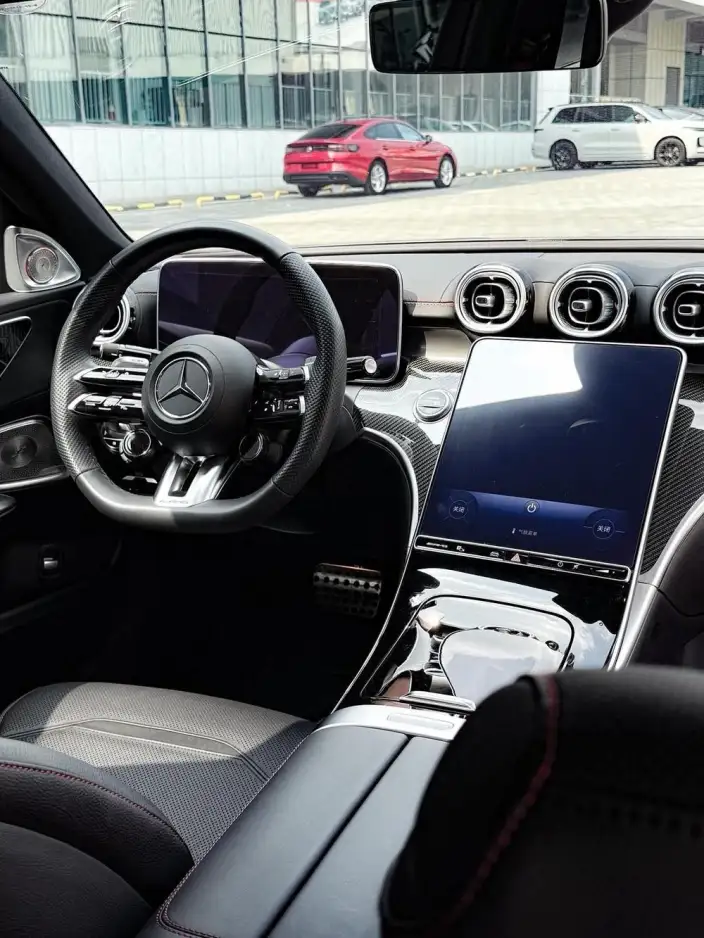 Mercedes-Benz C-Class AMG 2024 Model AMG C 43 4MATIC Travel Sedan Special Edition – фото 8