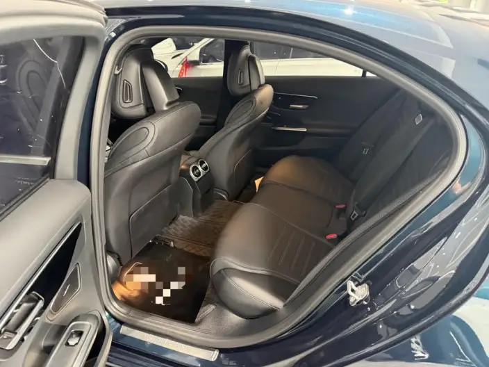 Mercedes-Benz C-Class 2024 Model C 260 L Sports Edition – фото 8