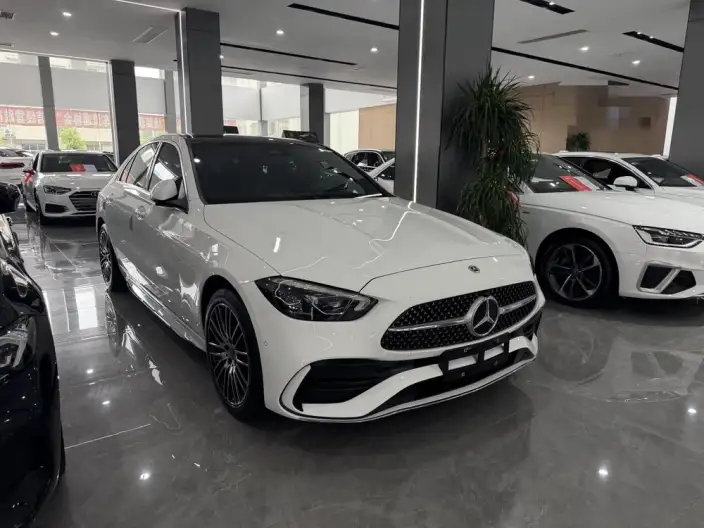 Mercedes-Benz C-Class 2022 Model C 260 L Sports Edition – фото 3