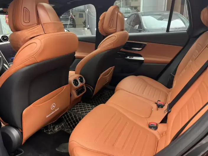 Mercedes-Benz GLC 2024 Model GLC 260 L 4MATIC Dynamic Model 5 seat – фото 8