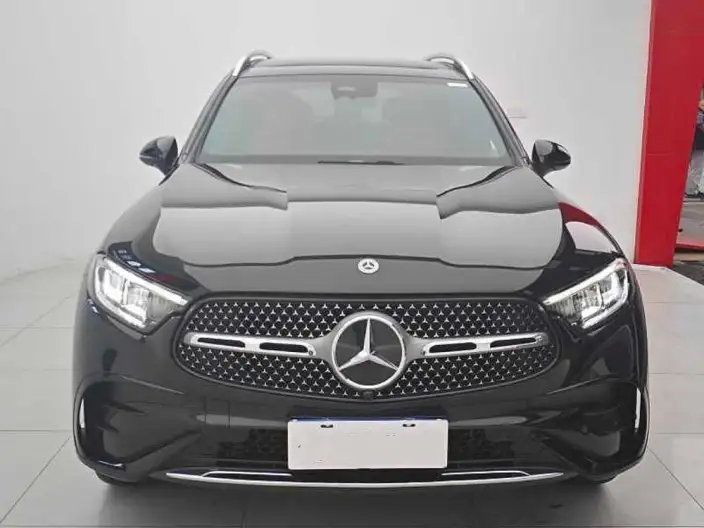 Mercedes-Benz GLC 2024 Model Facelift GLC 260 L 4MATIC Luxury Model 5 seat – фото 2