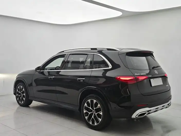 Mercedes-Benz GLC 2024 Model Facelift GLC 260 L 4MATIC Luxury Model 5 seat – фото 5