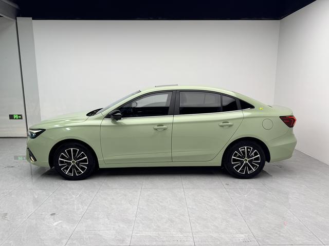 Roewe i5 2021 1.5L CVT Diamond – фото 4