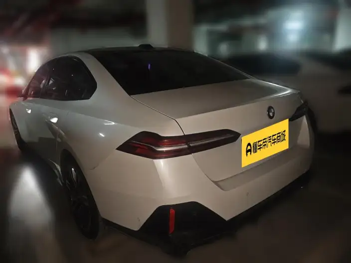 BMW 5 Series Imported 2024 Model 525i M Sports Set – фото 4