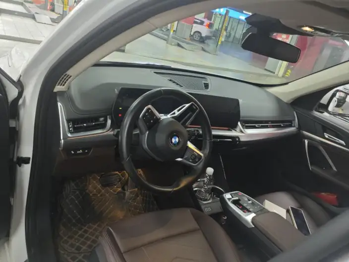 BMW X1 2023 Model sDrive25Li M Sports Set – фото 7